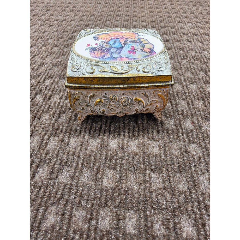Vintage Mele Jewelry Box Footed Gold White Ornate Children Flower Inlay Japan